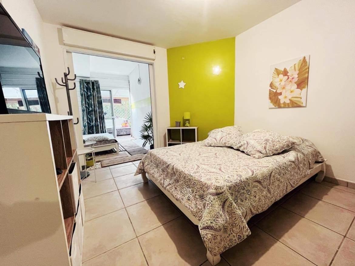 Le Nid D'Amour Avec Sa Piscine Et Jacuzzi Chauffes Saint-Joseph Exteriér fotografie